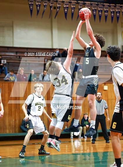 Thumbnail 3 in Rio Americano vs Golden Sierra (Kendall Arnett Tournament) photogallery.