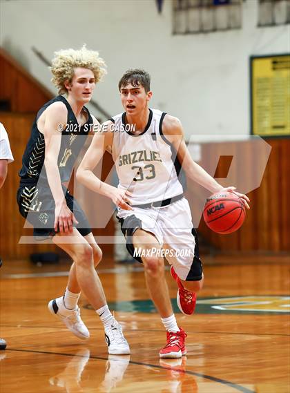 Thumbnail 2 in Rio Americano vs Golden Sierra (Kendall Arnett Tournament) photogallery.