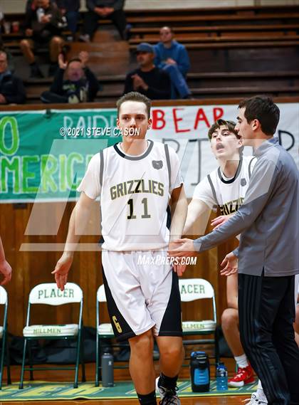 Thumbnail 1 in Rio Americano vs Golden Sierra (Kendall Arnett Tournament) photogallery.