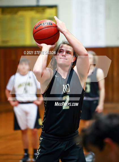 Thumbnail 3 in Rio Americano vs Golden Sierra (Kendall Arnett Tournament) photogallery.