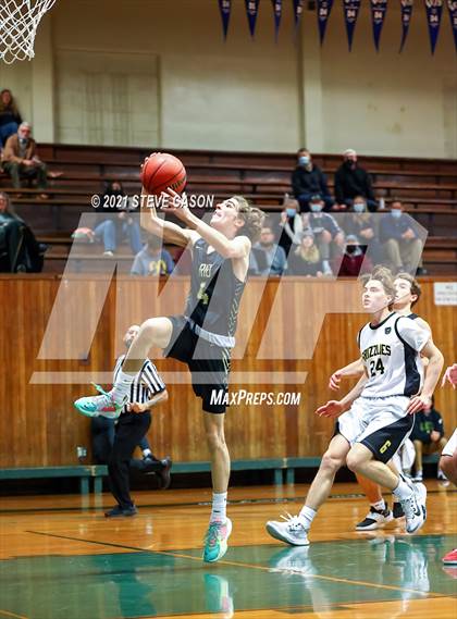 Thumbnail 2 in Rio Americano vs Golden Sierra (Kendall Arnett Tournament) photogallery.