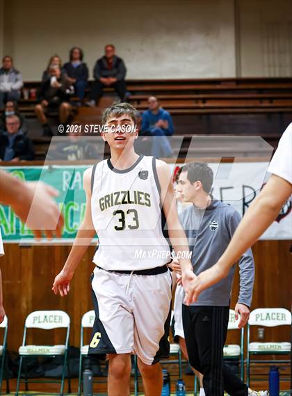 Thumbnail 3 in Rio Americano vs Golden Sierra (Kendall Arnett Tournament) photogallery.