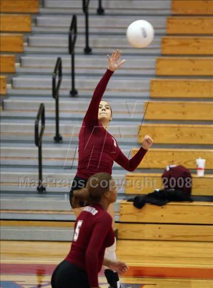 Thumbnail 2 in Dobie vs Baytown Lee (Nike Volleyball Classic) photogallery.