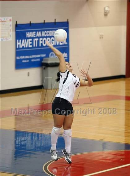 Thumbnail 3 in Dobie vs Baytown Lee (Nike Volleyball Classic) photogallery.