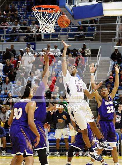 Thumbnail 1 in Opelousas Catholic @ Lafayette Christian Academy (LHSAA 1A Division IV Semifinal) photogallery.