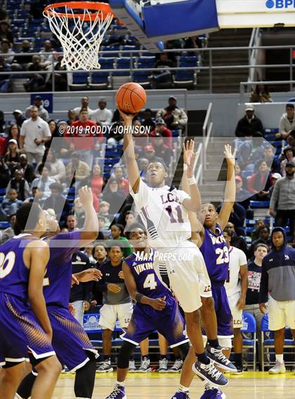 Thumbnail 3 in Opelousas Catholic @ Lafayette Christian Academy (LHSAA 1A Division IV Semifinal) photogallery.
