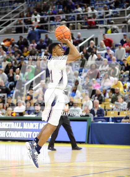 Thumbnail 1 in Opelousas Catholic @ Lafayette Christian Academy (LHSAA 1A Division IV Semifinal) photogallery.