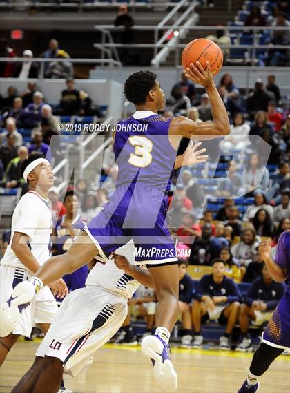Thumbnail 2 in Opelousas Catholic @ Lafayette Christian Academy (LHSAA 1A Division IV Semifinal) photogallery.