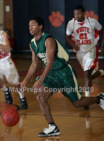 Thumbnail 1 in St. Joseph Regional @ White Plains (Harry Jefferson Holiday Showcase) photogallery.