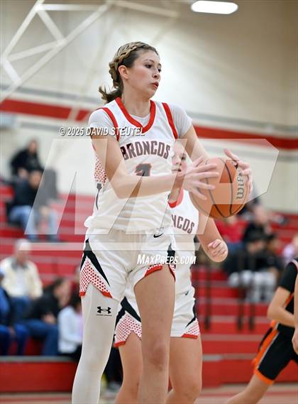 Thumbnail 3 in Vacaville @ Bella Vista (Foundation Game) photogallery.