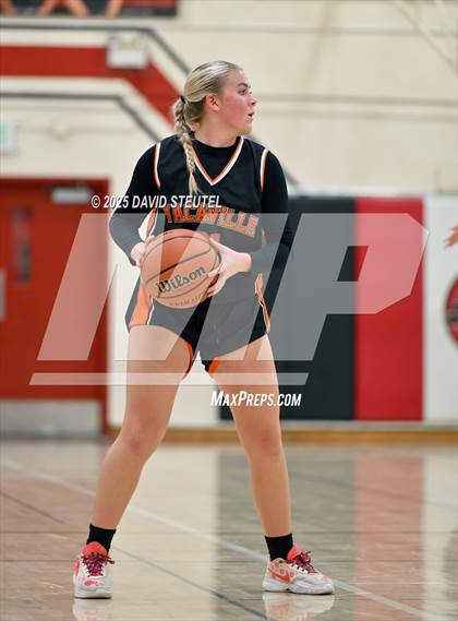 Thumbnail 2 in Vacaville @ Bella Vista (Foundation Game) photogallery.