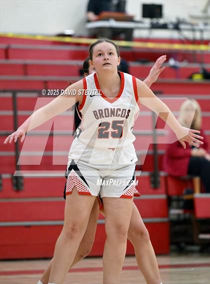 Thumbnail 1 in Vacaville @ Bella Vista (Foundation Game) photogallery.