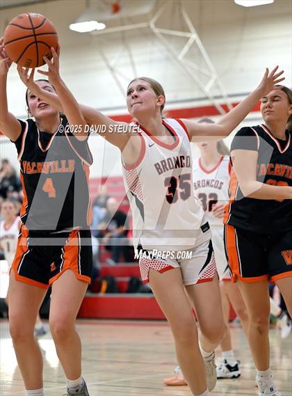 Thumbnail 2 in Vacaville @ Bella Vista (Foundation Game) photogallery.