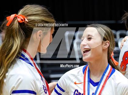Thumbnail 1 in Grand Oaks vs. Fulshear (UIL 6A Volleyball Division I Final Medal Ceremony) photogallery.