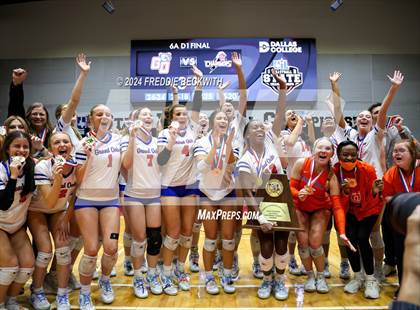 Thumbnail 3 in Grand Oaks vs. Fulshear (UIL 6A Volleyball Division I Final Medal Ceremony) photogallery.