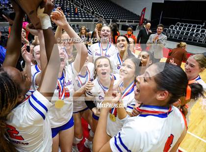 Thumbnail 2 in Grand Oaks vs. Fulshear (UIL 6A Volleyball Division I Final Medal Ceremony) photogallery.