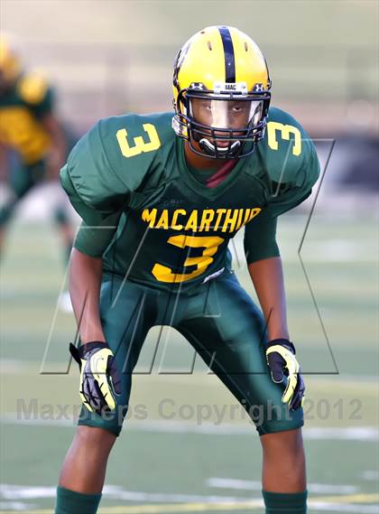 Thumbnail 2 in MacArthur vs. Lawton photogallery.