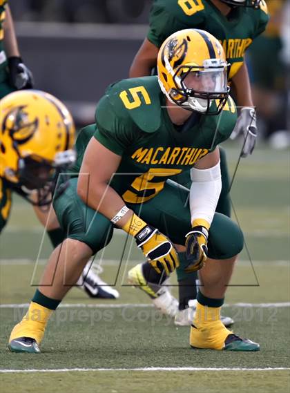 Thumbnail 3 in MacArthur vs. Lawton photogallery.