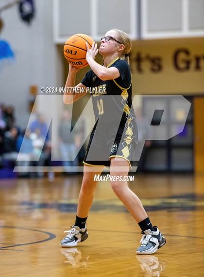 Thumbnail 2 in Gray's Creek @ Jack Britt photogallery.