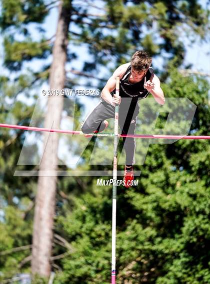 Thumbnail 2 in DAL Track & Field Championships (Boys Pole Vault-Prelim) photogallery.