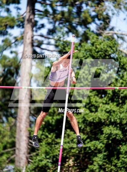 Thumbnail 3 in DAL Track & Field Championships (Boys Pole Vault-Prelim) photogallery.