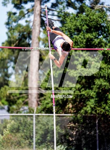 Thumbnail 3 in DAL Track & Field Championships (Boys Pole Vault-Prelim) photogallery.