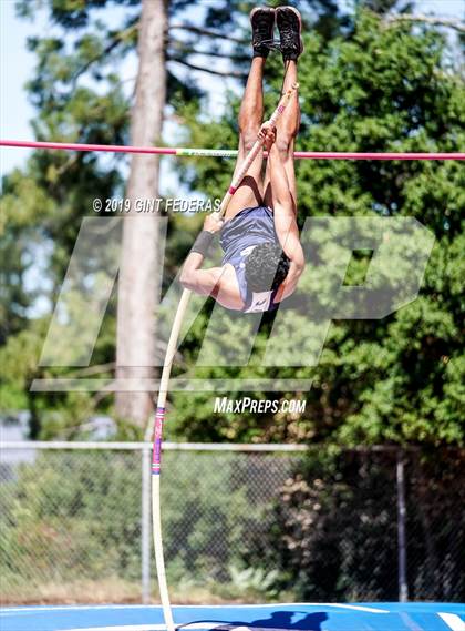 Thumbnail 3 in DAL Track & Field Championships (Boys Pole Vault-Prelim) photogallery.