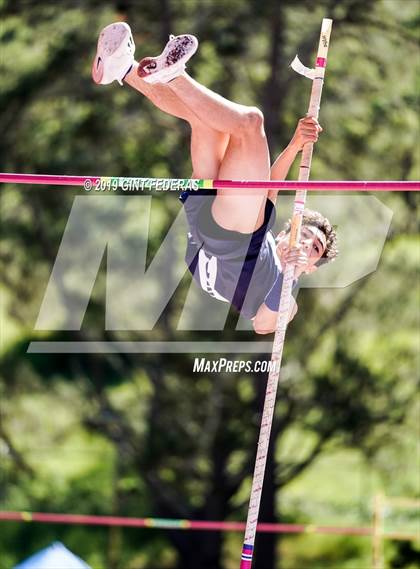 Thumbnail 3 in DAL Track & Field Championships (Boys Pole Vault-Prelim) photogallery.
