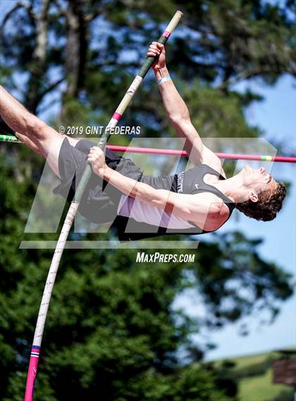 Thumbnail 2 in DAL Track & Field Championships (Boys Pole Vault-Prelim) photogallery.