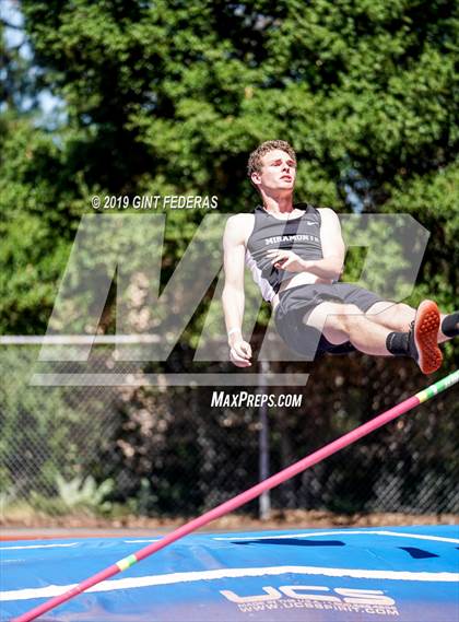 Thumbnail 2 in DAL Track & Field Championships (Boys Pole Vault-Prelim) photogallery.
