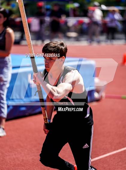 Thumbnail 3 in DAL Track & Field Championships (Boys Pole Vault-Prelim) photogallery.