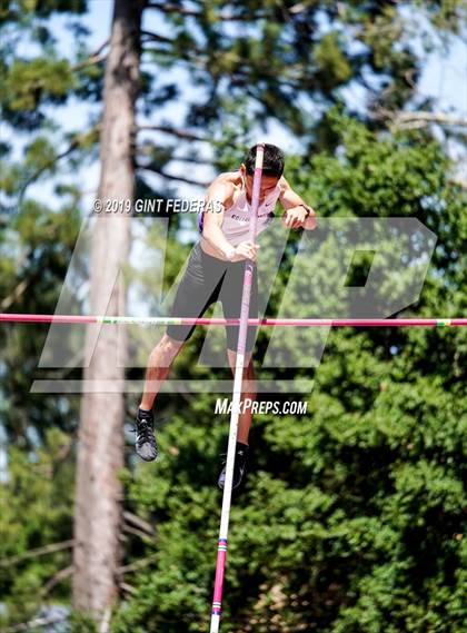 Thumbnail 2 in DAL Track & Field Championships (Boys Pole Vault-Prelim) photogallery.