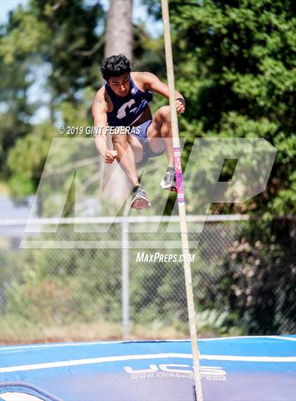 Thumbnail 2 in DAL Track & Field Championships (Boys Pole Vault-Prelim) photogallery.