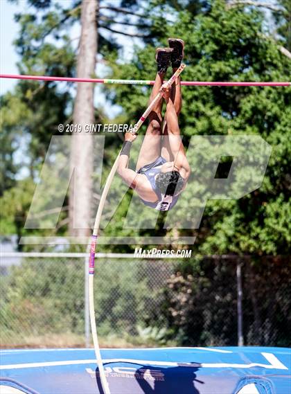 Thumbnail 2 in DAL Track & Field Championships (Boys Pole Vault-Prelim) photogallery.