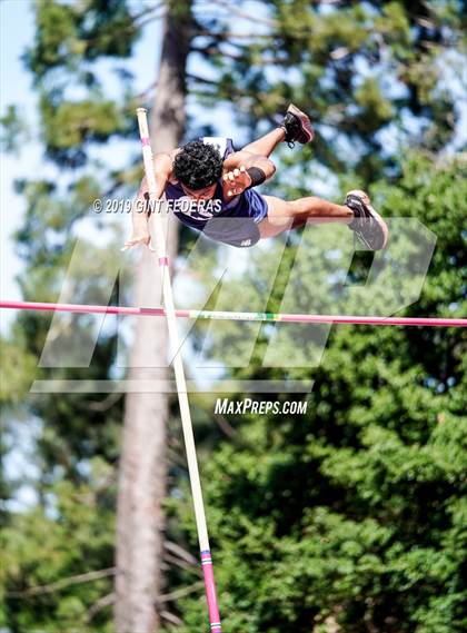Thumbnail 2 in DAL Track & Field Championships (Boys Pole Vault-Prelim) photogallery.