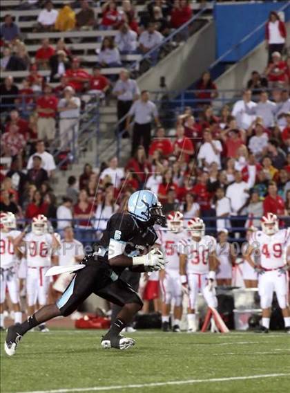 Thumbnail 2 in Carson vs. Mater Dei photogallery.