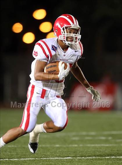 Thumbnail 1 in Carson vs. Mater Dei photogallery.