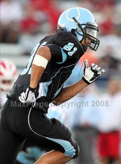 Thumbnail 2 in Carson vs. Mater Dei photogallery.