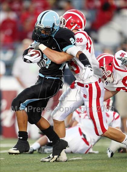 Thumbnail 2 in Carson vs. Mater Dei photogallery.