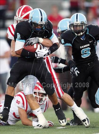 Thumbnail 3 in Carson vs. Mater Dei photogallery.