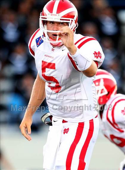 Thumbnail 1 in Carson vs. Mater Dei photogallery.