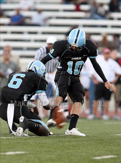 Thumbnail 2 in Carson vs. Mater Dei photogallery.