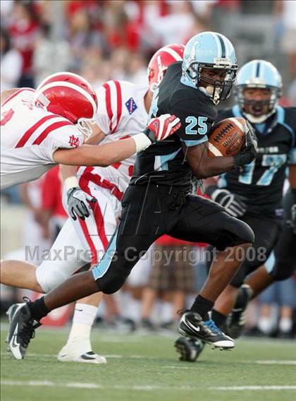Thumbnail 1 in Carson vs. Mater Dei photogallery.