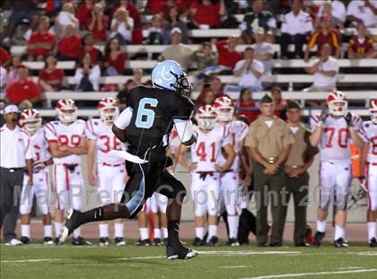 Thumbnail 3 in Carson vs. Mater Dei photogallery.