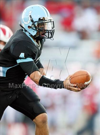 Thumbnail 1 in Carson vs. Mater Dei photogallery.