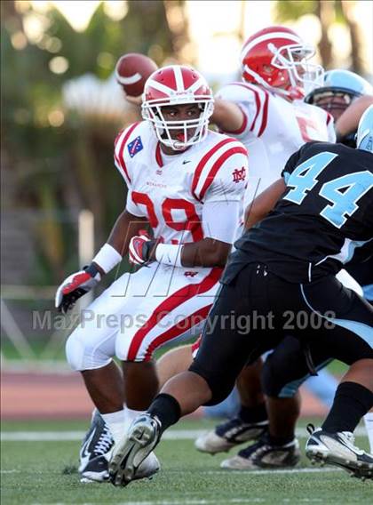 Thumbnail 3 in Carson vs. Mater Dei photogallery.