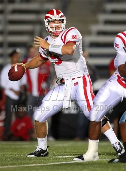 Thumbnail 1 in Carson vs. Mater Dei photogallery.
