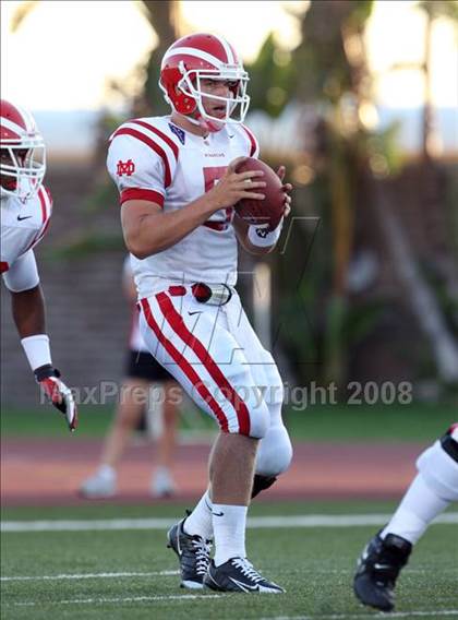 Thumbnail 2 in Carson vs. Mater Dei photogallery.