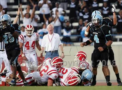 Thumbnail 2 in Carson vs. Mater Dei photogallery.
