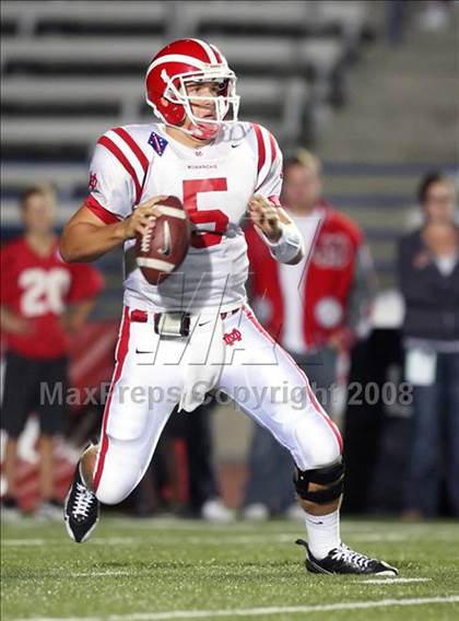 Thumbnail 3 in Carson vs. Mater Dei photogallery.